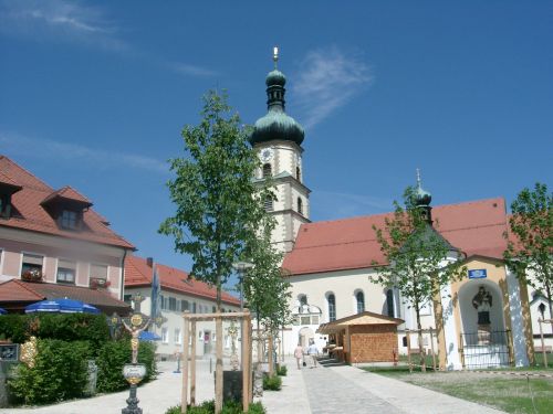 kirchenvorplatz